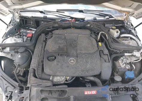 2013 Mercedes-Benz C 300 Luxury 4Matic/Sport 4Matic from USA, damaged, VIN WDDGF8AB6DR280557